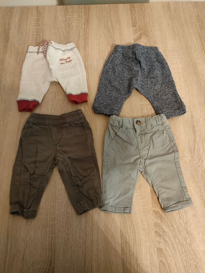 Lot de pantalons