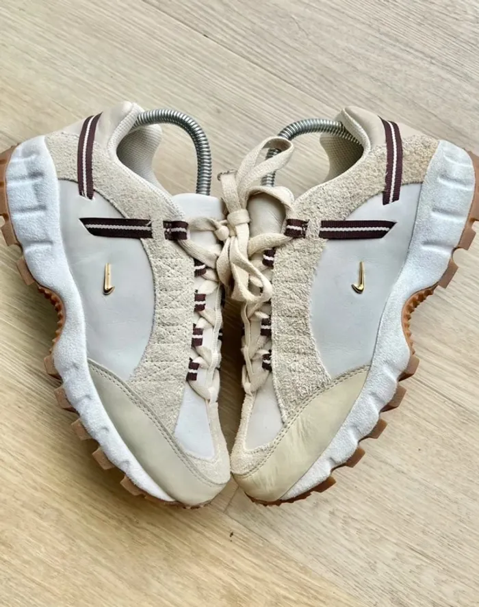 Nike Air Humara X Jacquemus Beige Taille 38