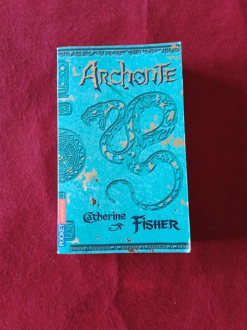 L'archonte " Catherine Fisher " Pocket jeunesse