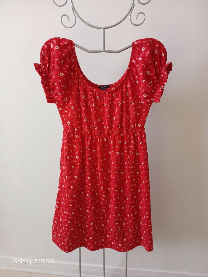 Robe kiabi taille xs tres bon état - photo numéro 2