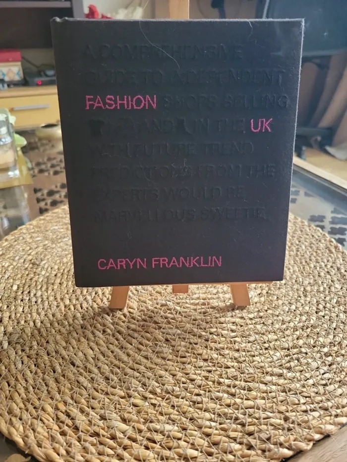 Fashion UK. Caryn Franklin. English - photo numéro 2
