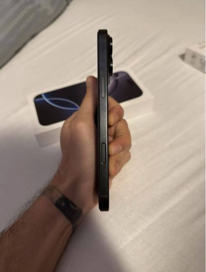 Iphone 16 pro max - photo numéro 4