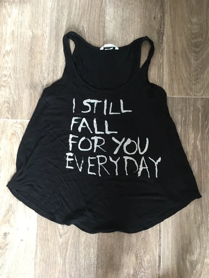 Débardeur avec inscription H&M noir - photo numéro 3