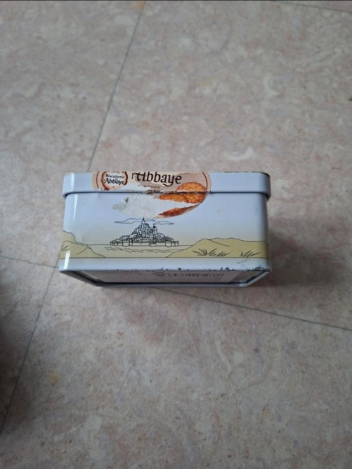 Petite boîte métal - photo numéro 2