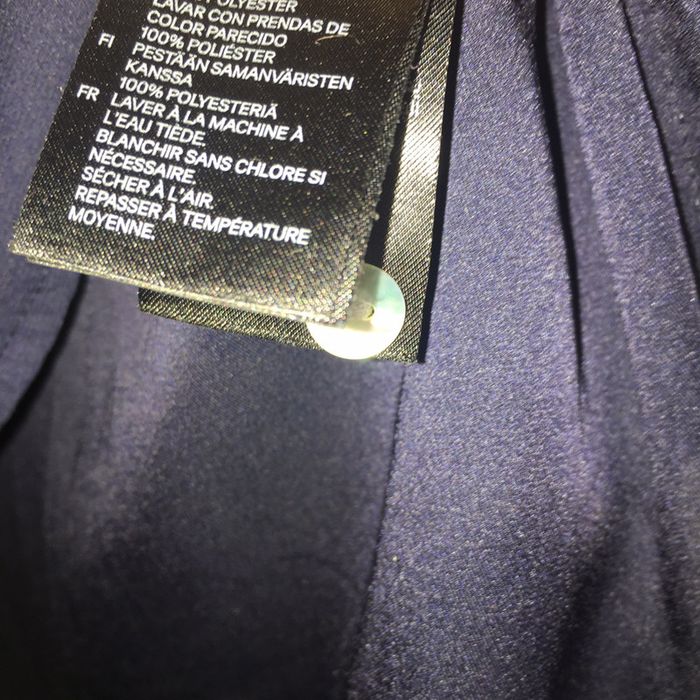 259 - blouse a 2 poches et détail sur le col - photo numéro 5