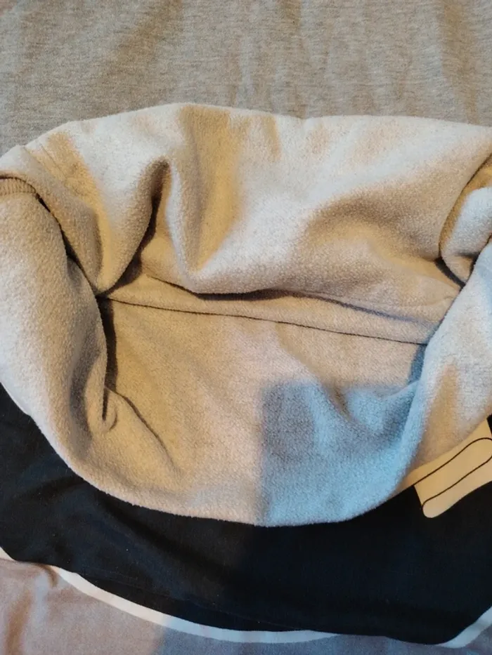 Pull sweat à capuche garçon taille 13-14 ans - photo numéro 4