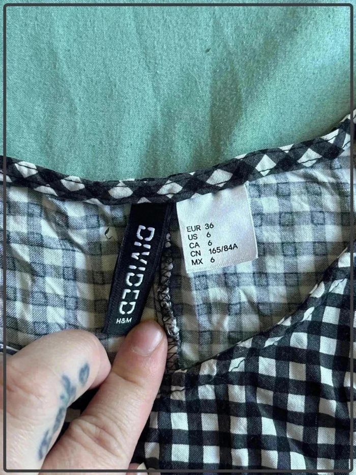 Robe courte taille 36 marque h&m - photo numéro 3