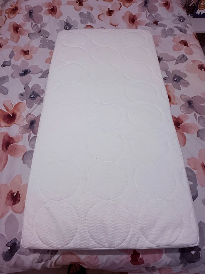 Lit bébé évolutif + matelas - photo numéro 6