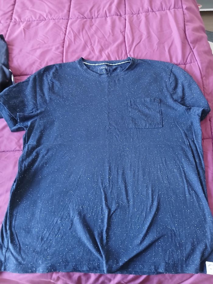 Tee-shirt marine - photo numéro 2