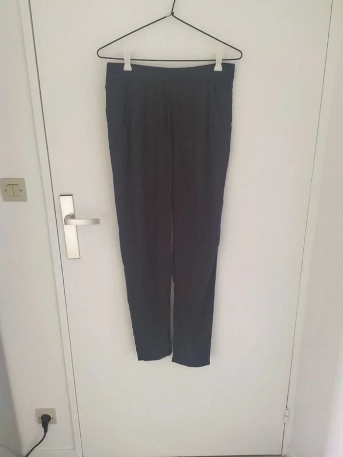 Pantalon léger d'été noir H&M Taille 36 Neuf - photo numéro 3