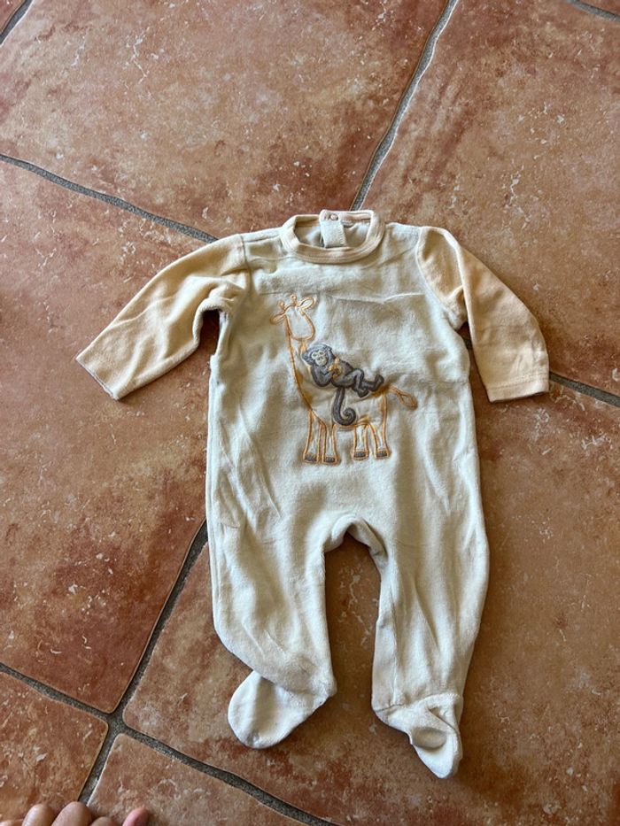 Lot 4 pyjamas polaire 3mois - photo numéro 6