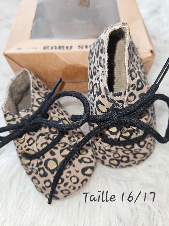 Chaussures bébé léopard à lacets – Taille 16/17