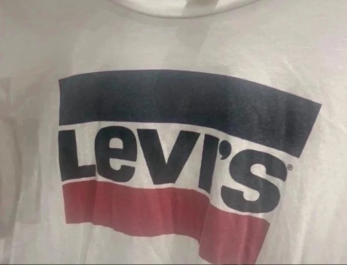 Tee shirt Levis femme taille S - photo numéro 3