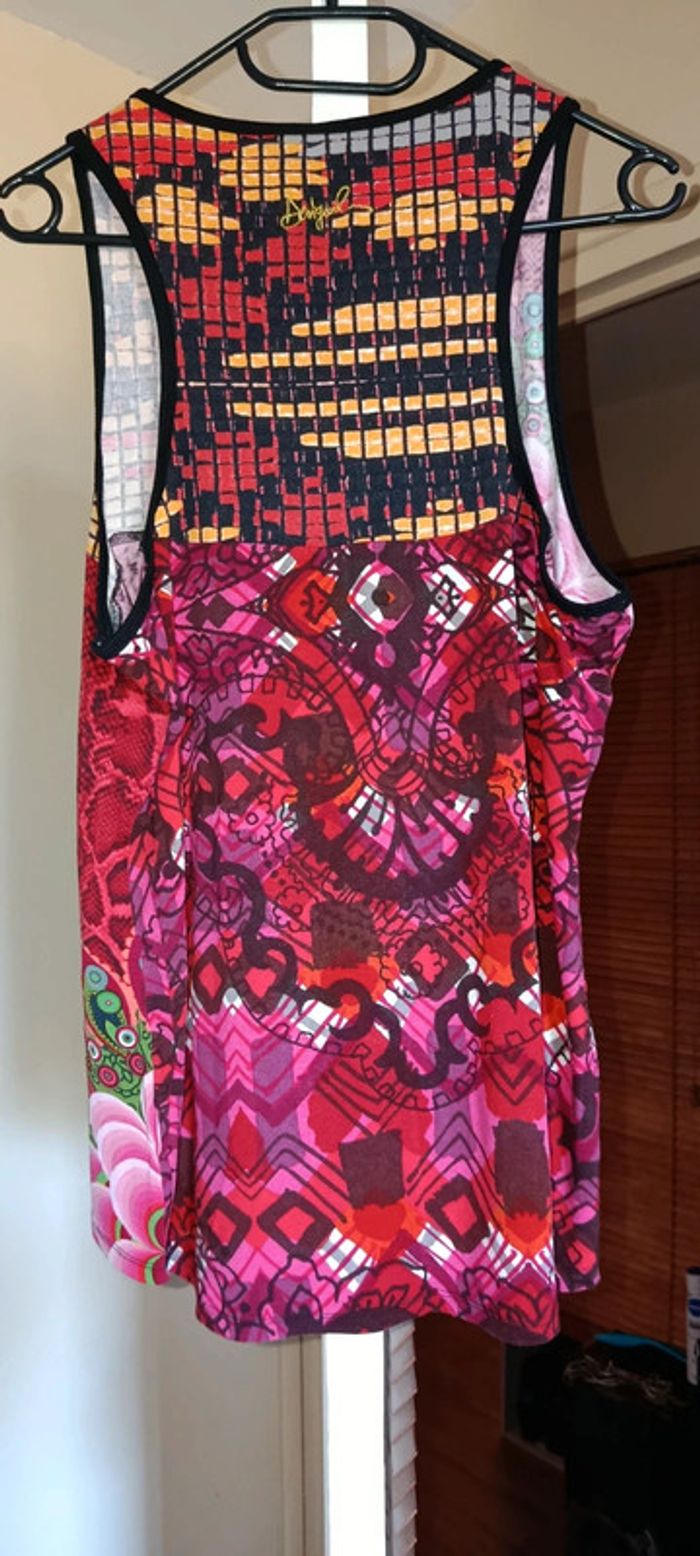 Thee shirt Desigual neuf - photo numéro 3