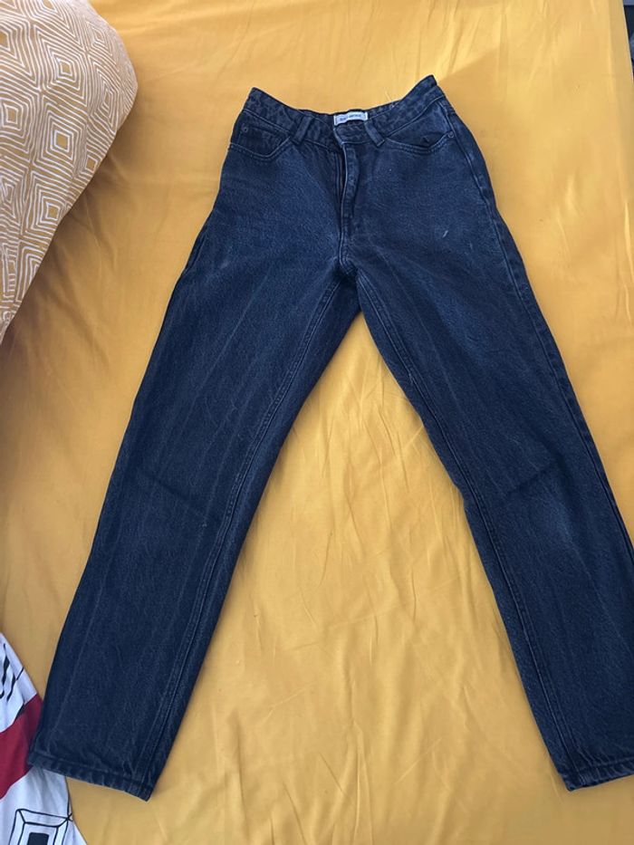 Jean mom