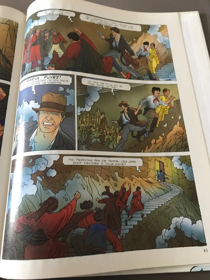 Bd Indiana jones et la cité de la foudre - photo numéro 4