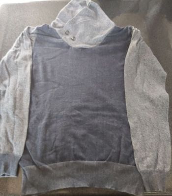 Pull fin col montant taille L