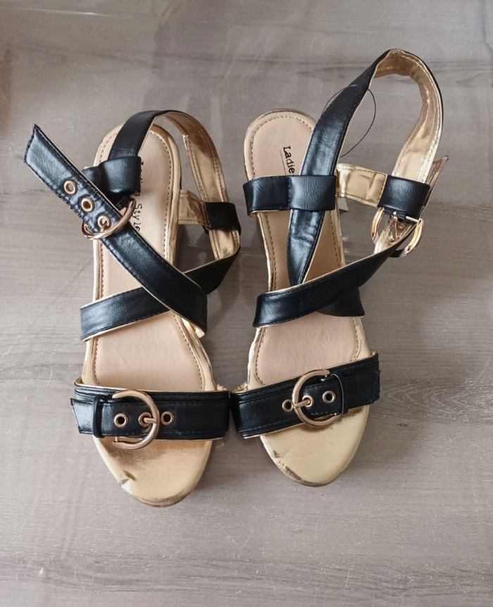 Chaussure pointure 39