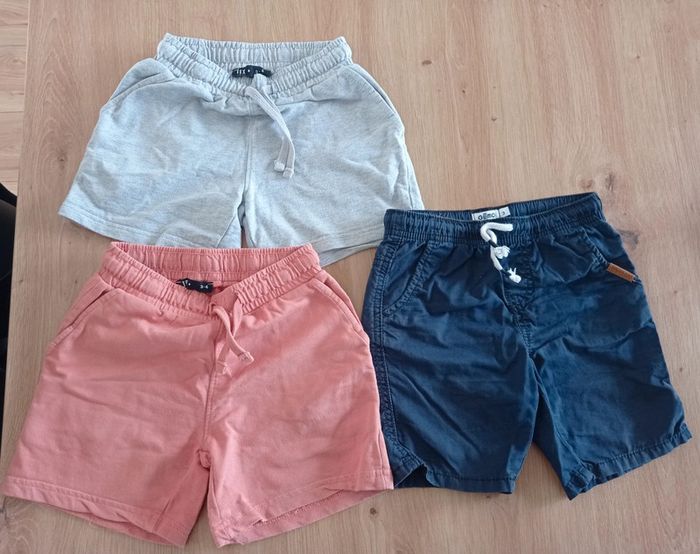 Lot de 3 shorts 3/4ans