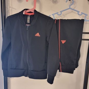 🤩😍🩷🩷 superbe Survetement ADIDAS 8 ans fille 🩷🩷🤩😍