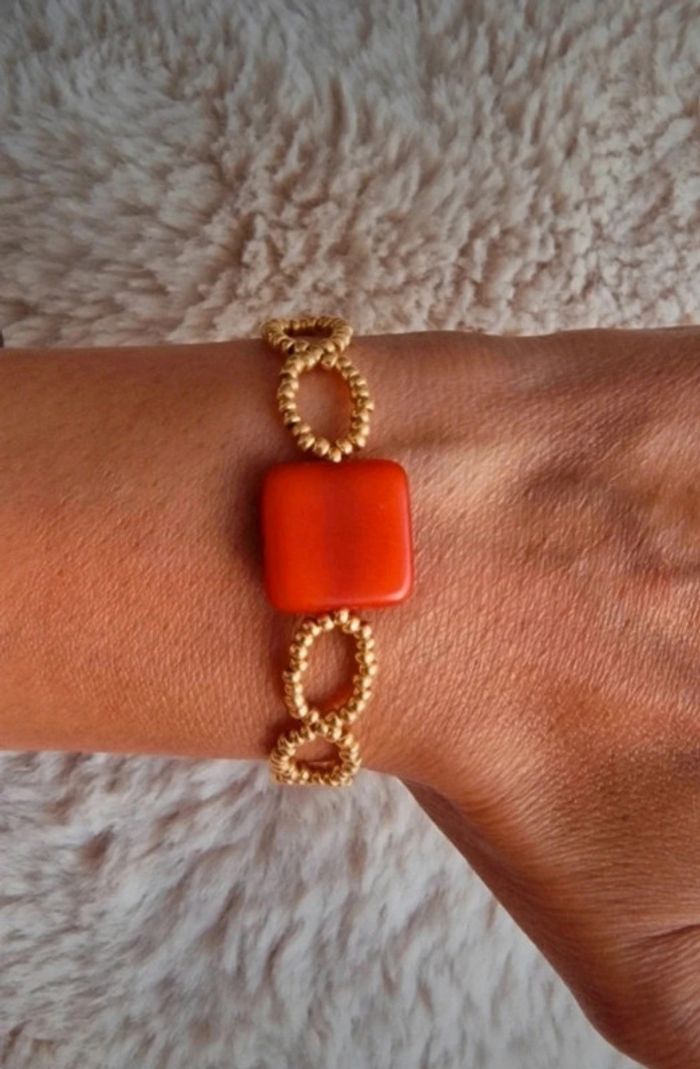 Bracelet orange et doré pour poignet fin