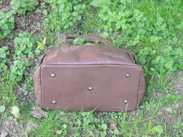 Sac de weekend en cuir totalement neuf - photo numéro 4