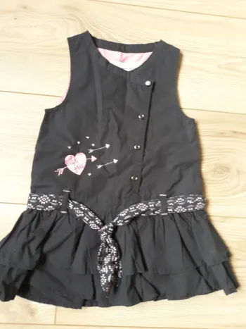 Jolie robe avec sa ceinture