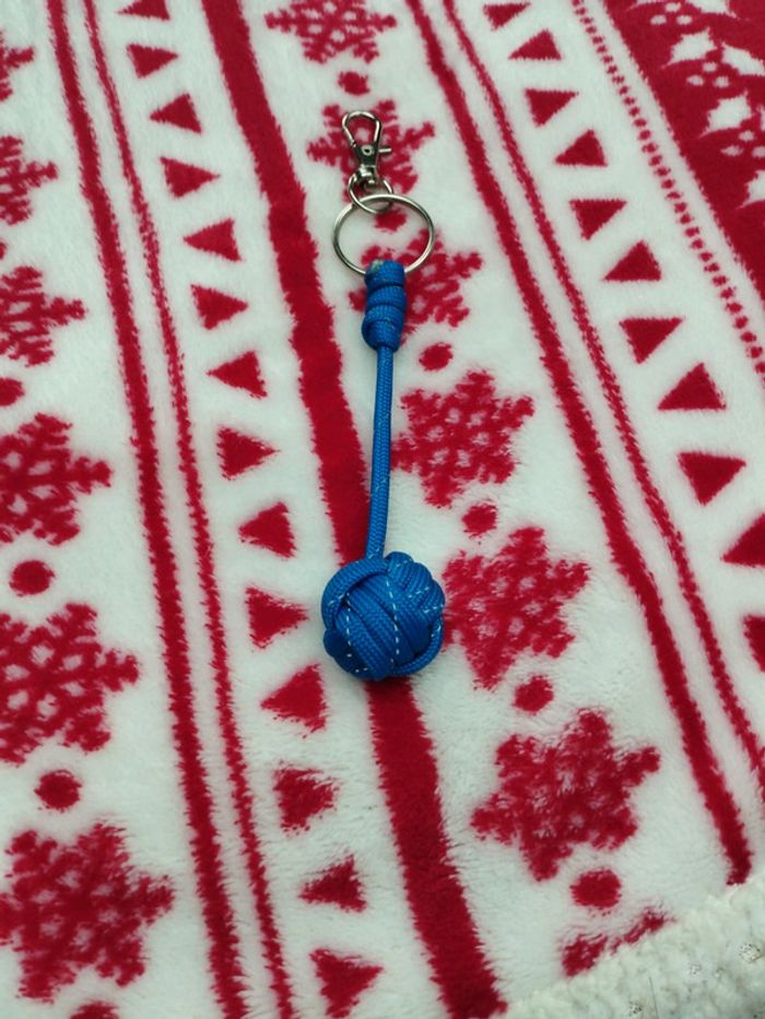 Porte clé en pomme de touline fait main