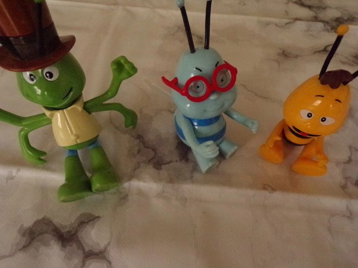 Lot de 3 figurines Maya l'abeille