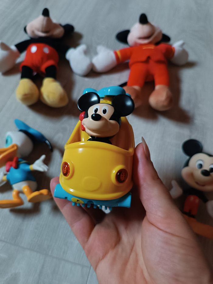 Peluche/figurine+voiture Mickey - photo numéro 4