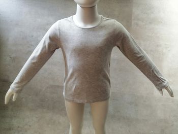 t shirt manches longues gris mixte 8 ans H§M neuf