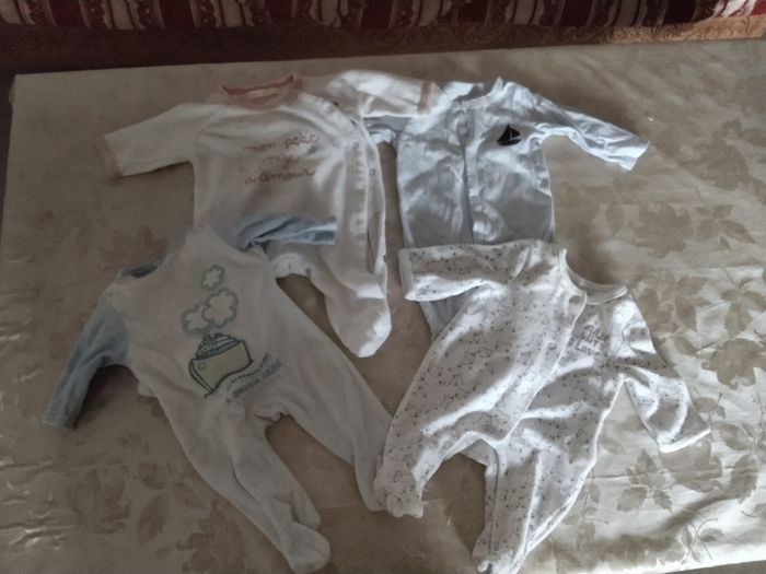 4 pyjamas bébé naissance
