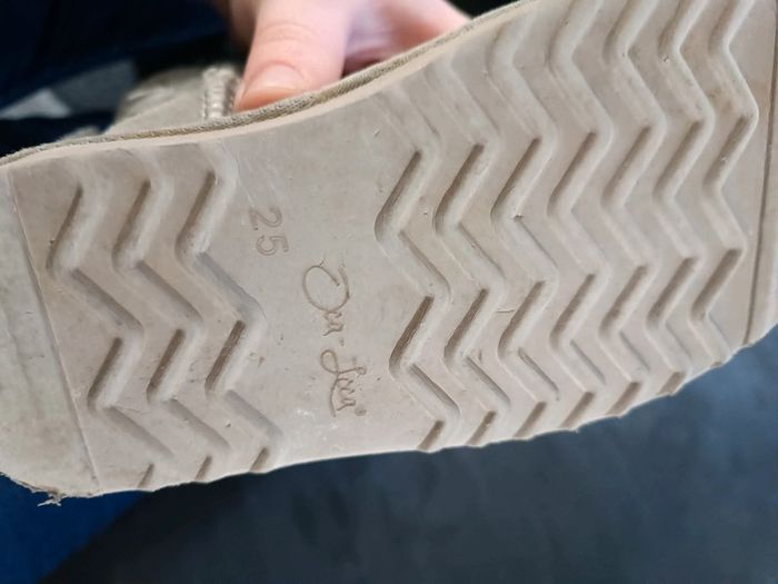 Bottines fourrées taille 25 - photo numéro 3