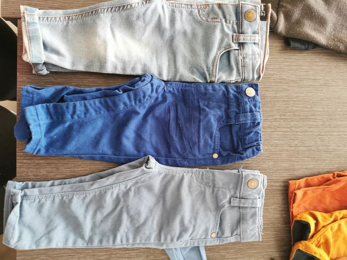 Lot bébé 6 mois 11 vêtements - photo numéro 4