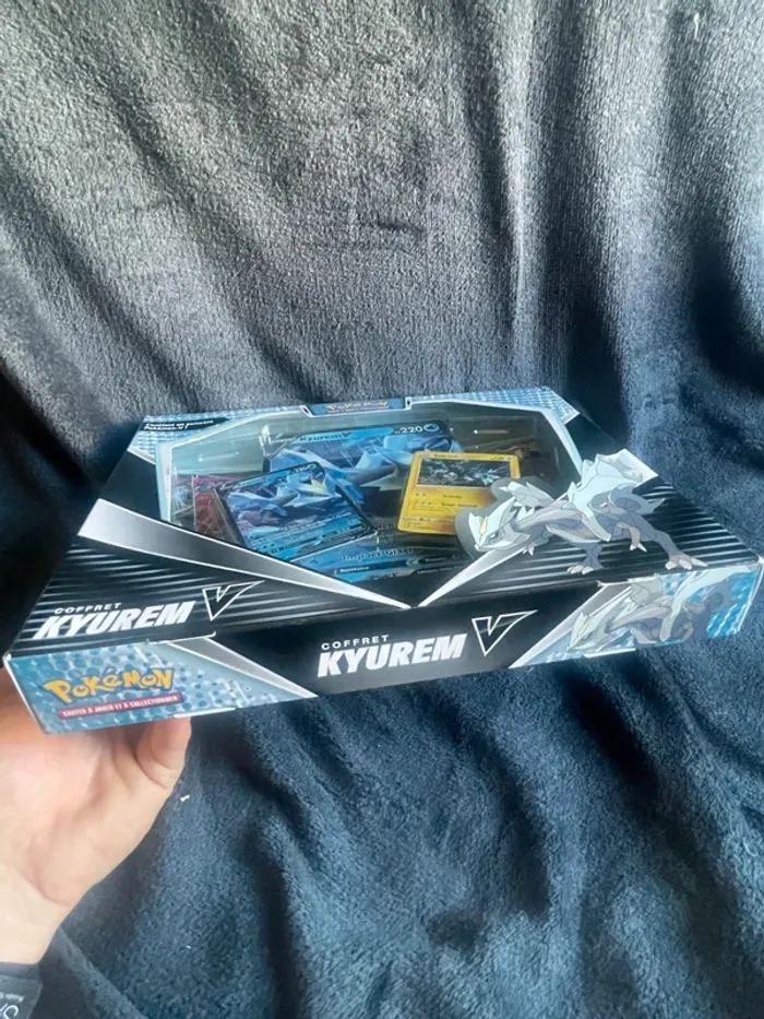 Coffret Kyurem V (BUG) Booster à l'envers - Pokémon FR - photo numéro 4