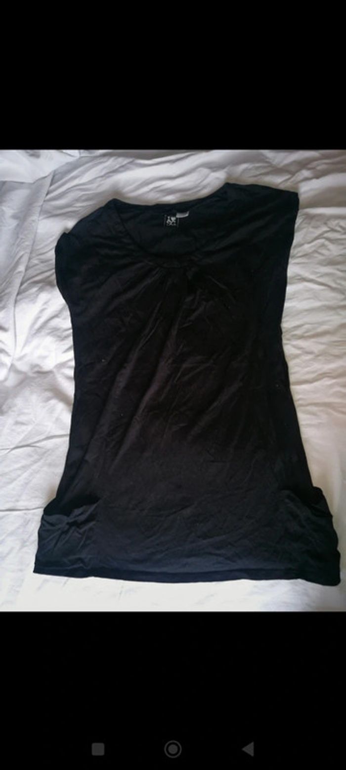 Débardeur long noir taille 34/36 soft grey neuf 3€