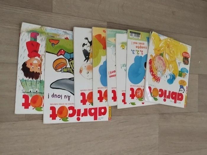 Lot de 8 livres enfants abricot année 2017-18 L035  7588992356 - photo numéro 3
