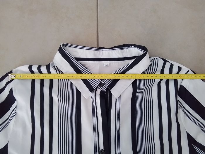 Chemise femme T  42  marine et blanc - photo numéro 2