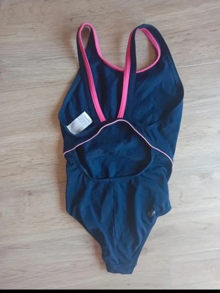 Maillot de bain bleu marine liseret rose nabaiji 8 ans - photo numéro 2