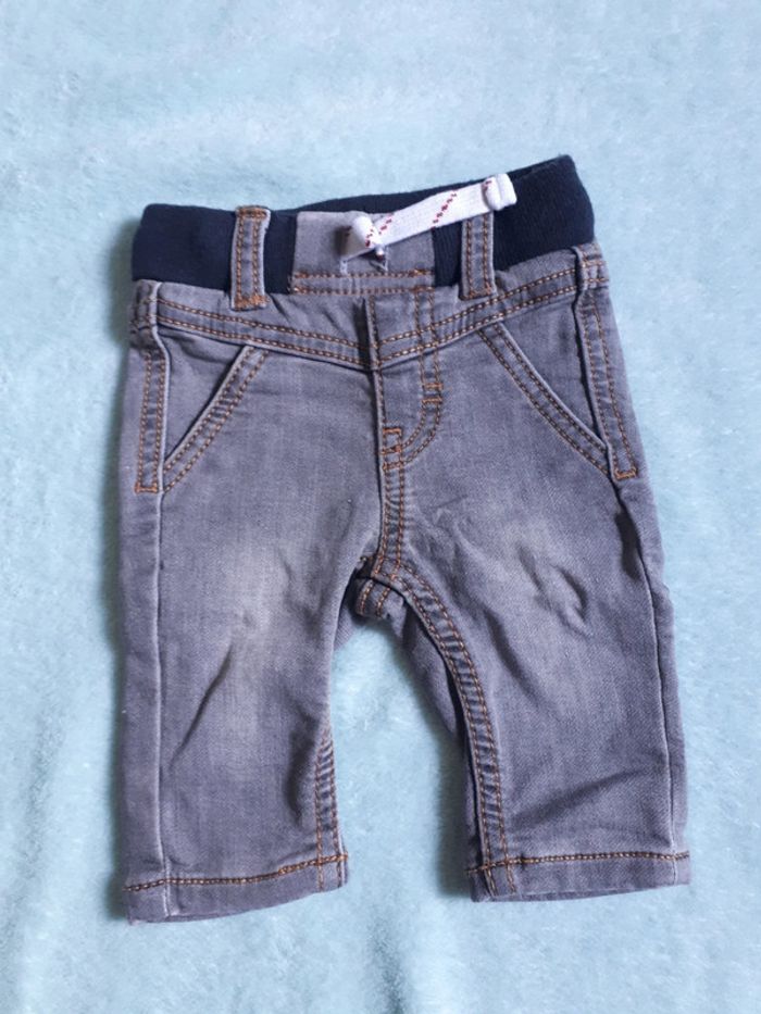 Jeans slim 1mois