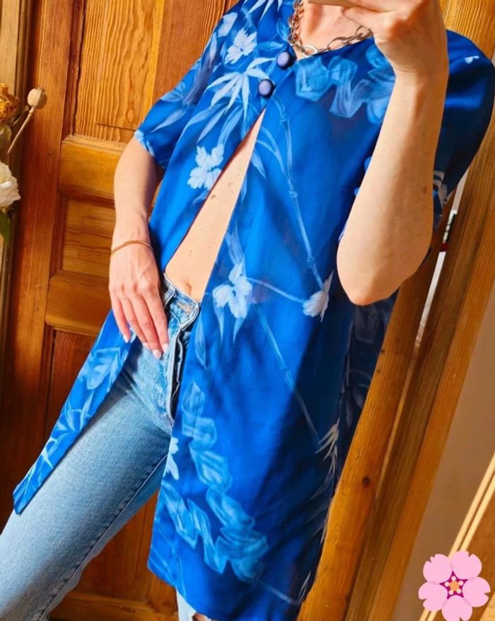 Blouse vintage epaulettes longue et fluide - photo numéro 3