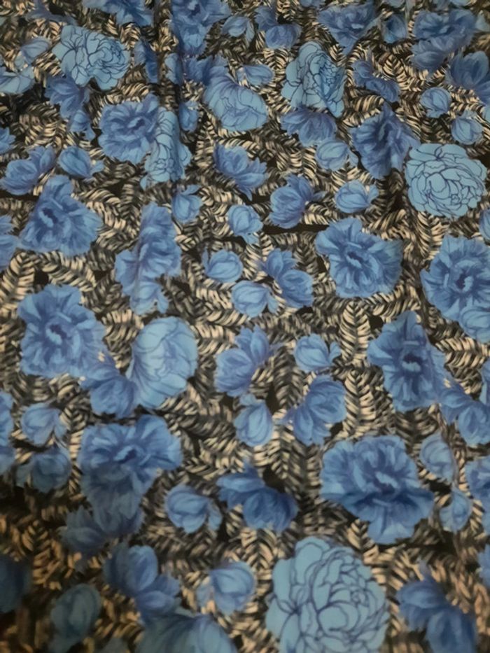 Robe légère T 40 neuve - photo numéro 2