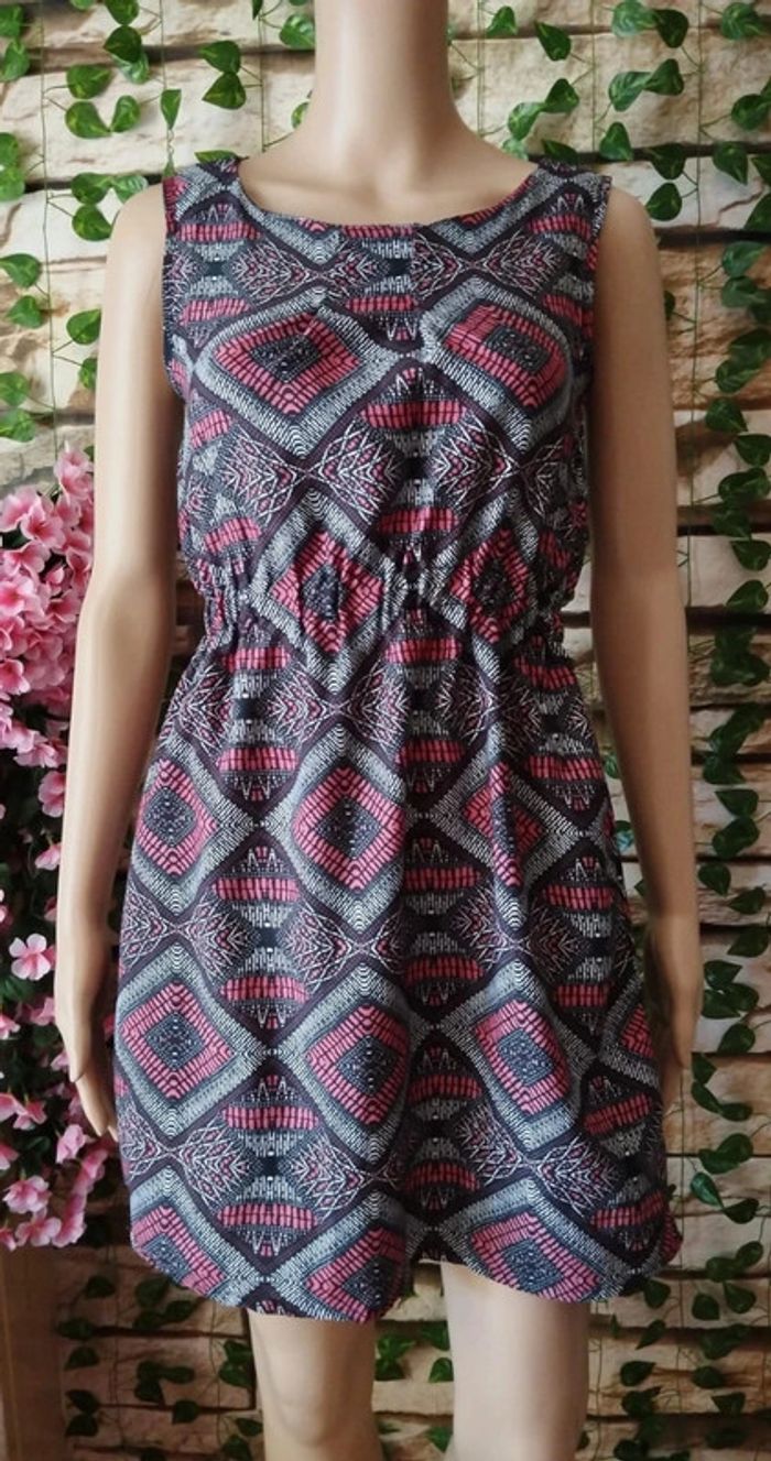 🌸Robe Fluide Legere Kela Loves London Taille 38🌸 - photo numéro 2