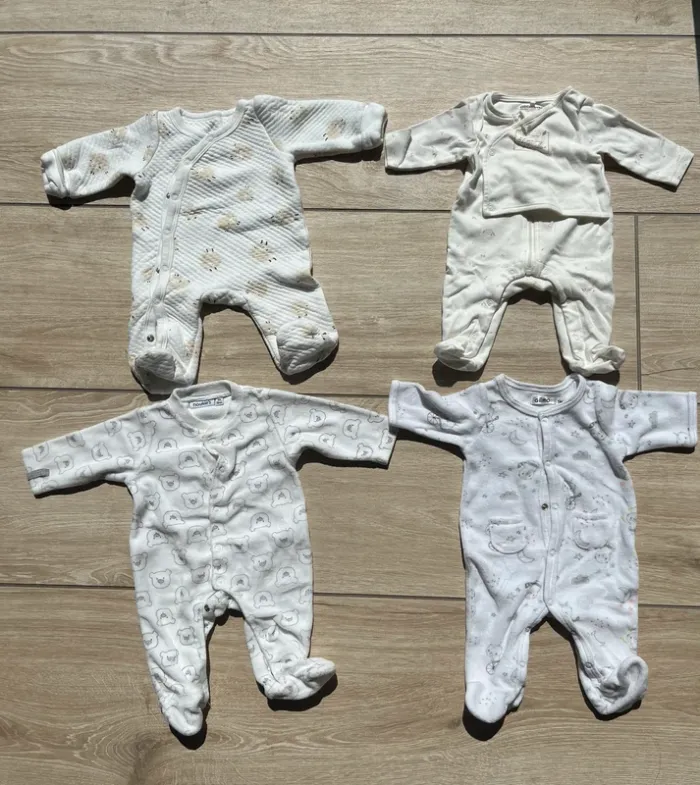 Lot 10 pyjamas velours - photo numéro 3