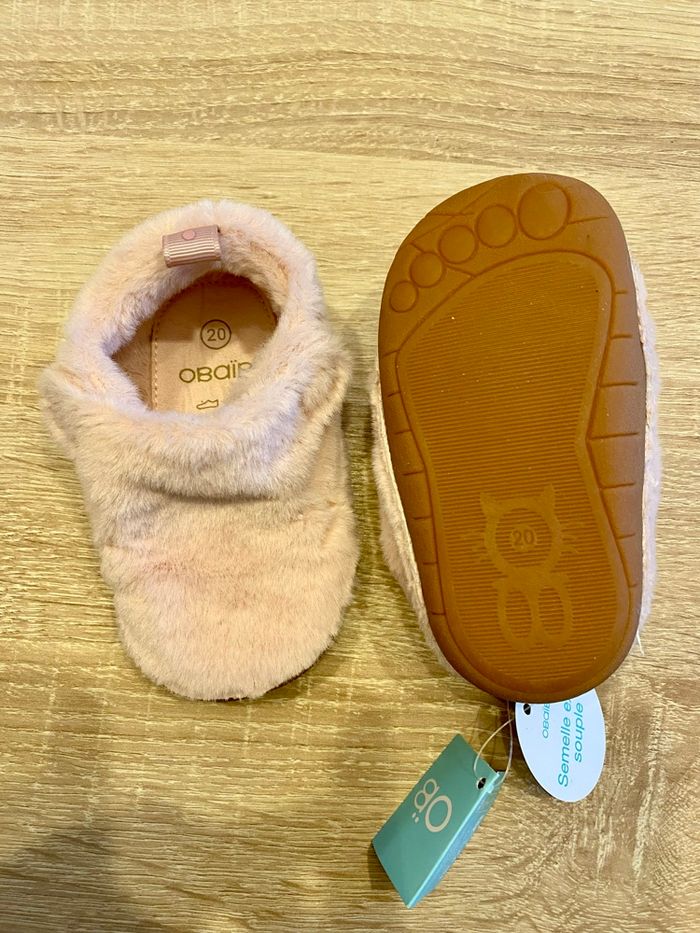 Chausson Obaïbi NEUF (taille 20) - photo numéro 4