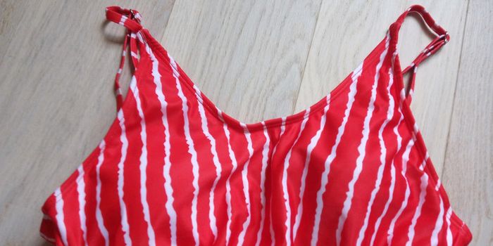 Maillot de bain rouge rayures blanches - photo numéro 5