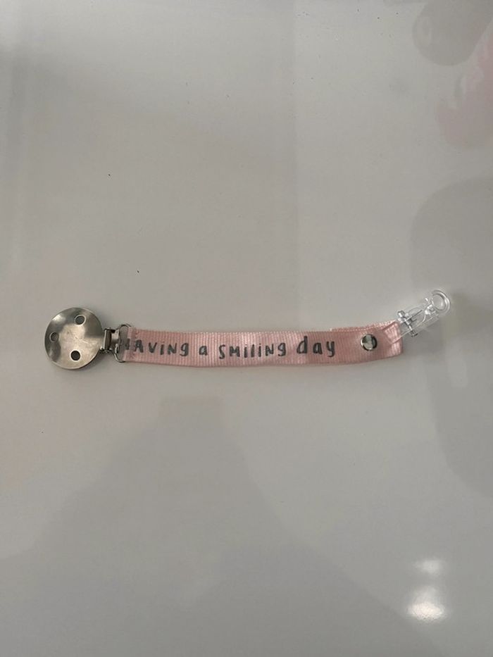 Attache sucette fille