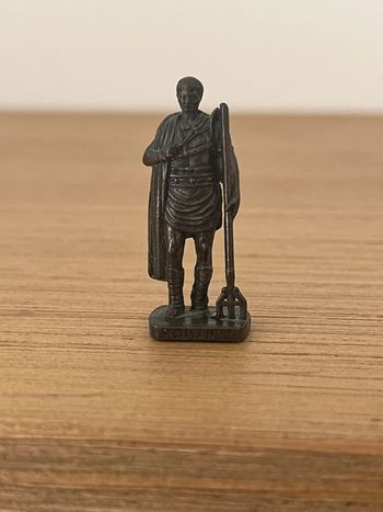 Figurine Métal Kinder scame Roman 2