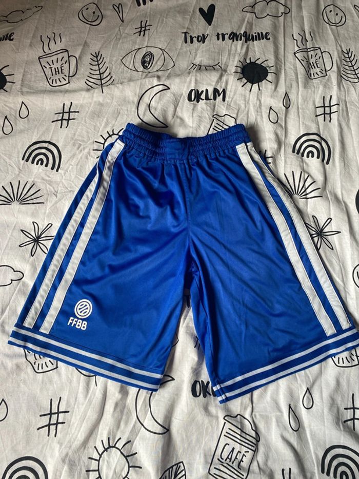 Short bleu et blanc Adidas 14 ans