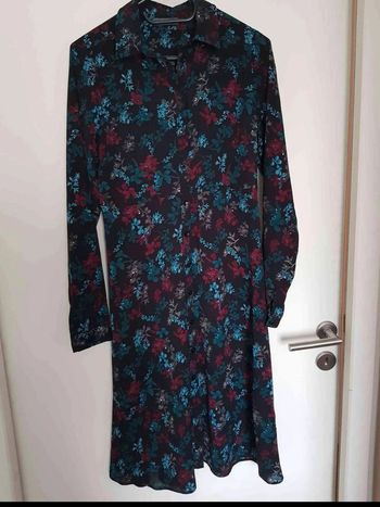Robe  boutonnée longue  taille 38